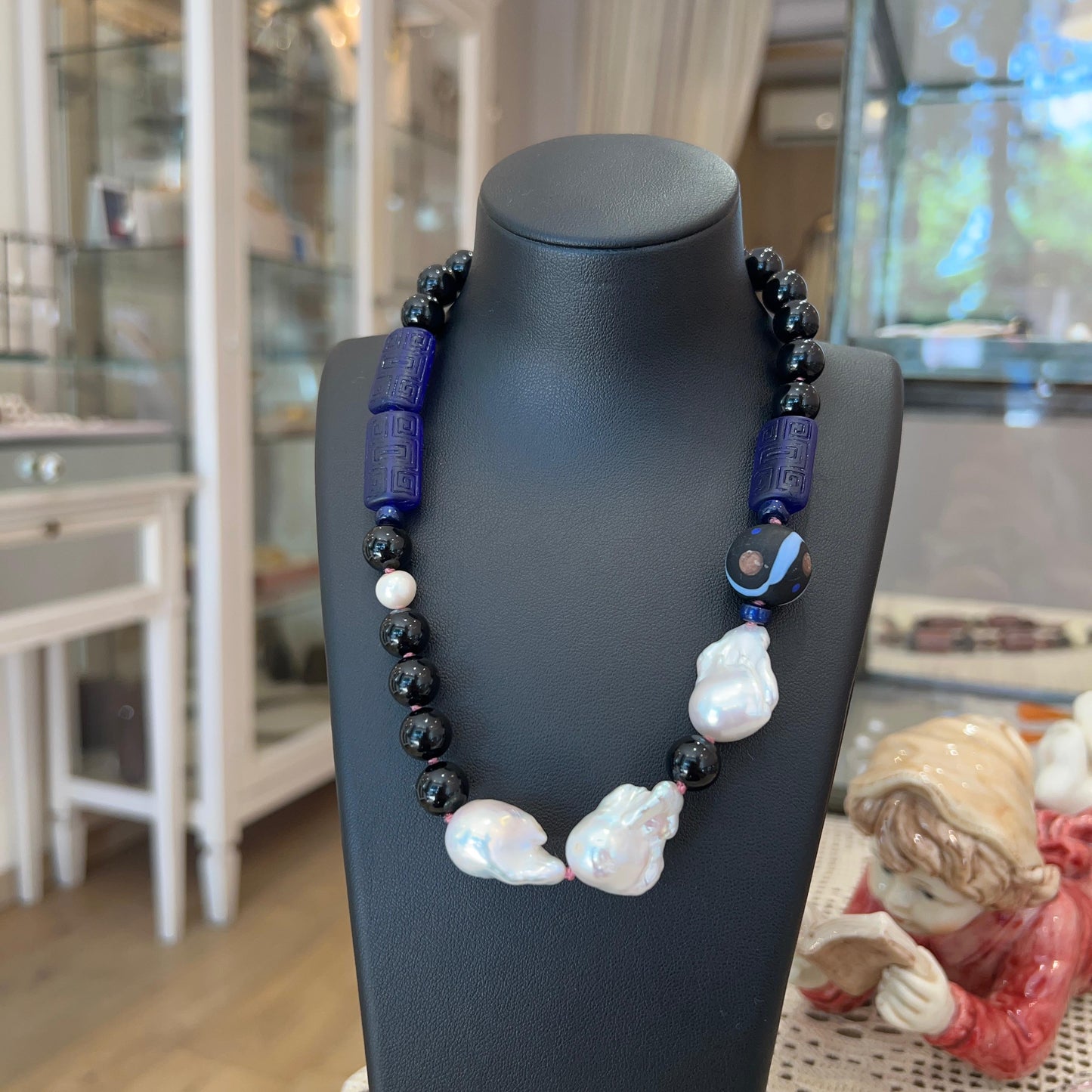Collana a Nodi con Onice, Perle Scaramazze e Vetro di Murano
