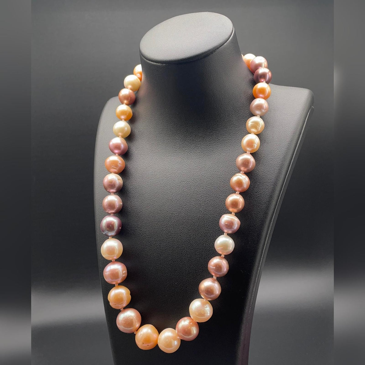 Collana di Perle Coltivate d’Acqua Dolce a Scalare