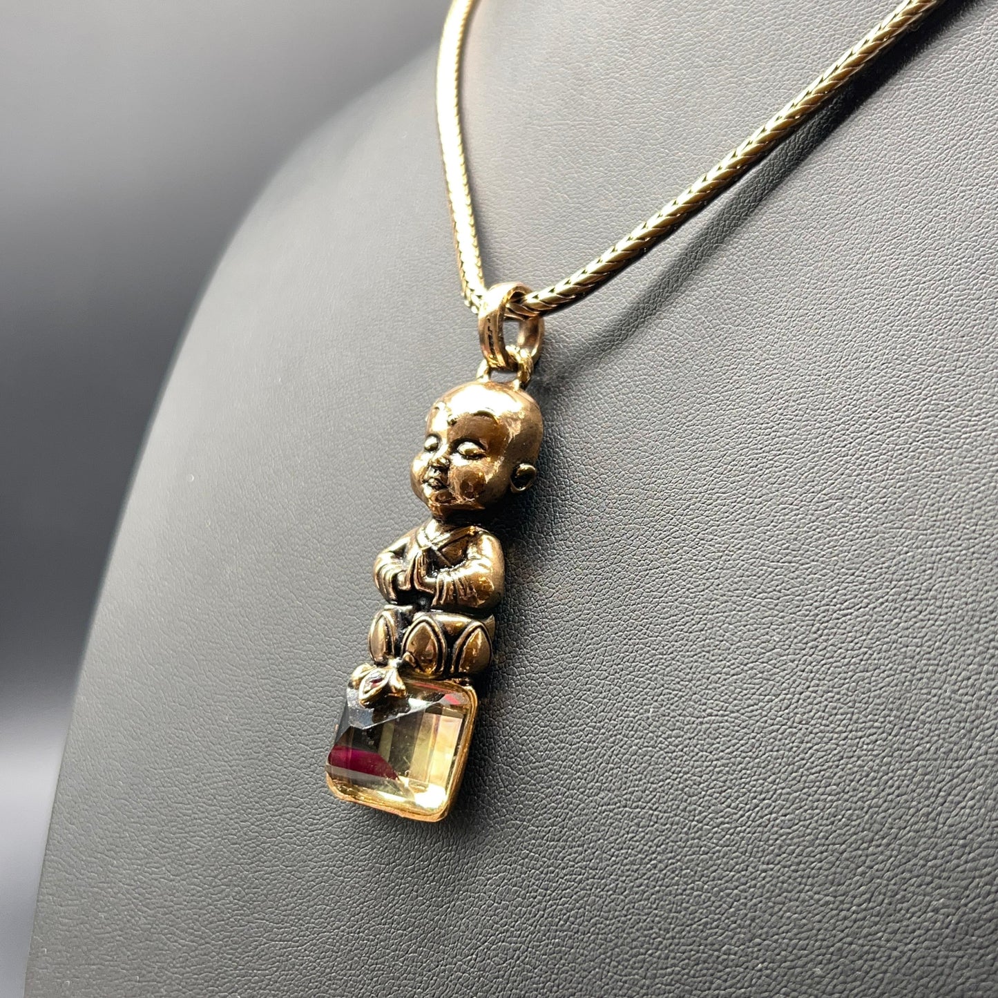 Collana Figura Dorata