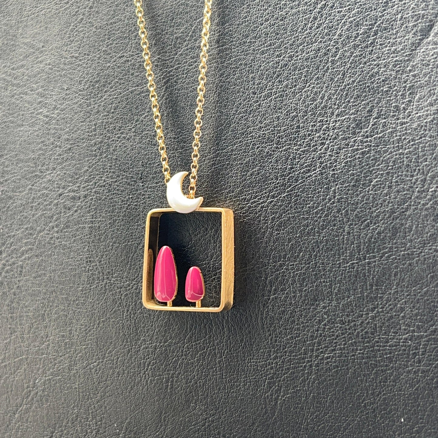 Collana Luna Fucsia