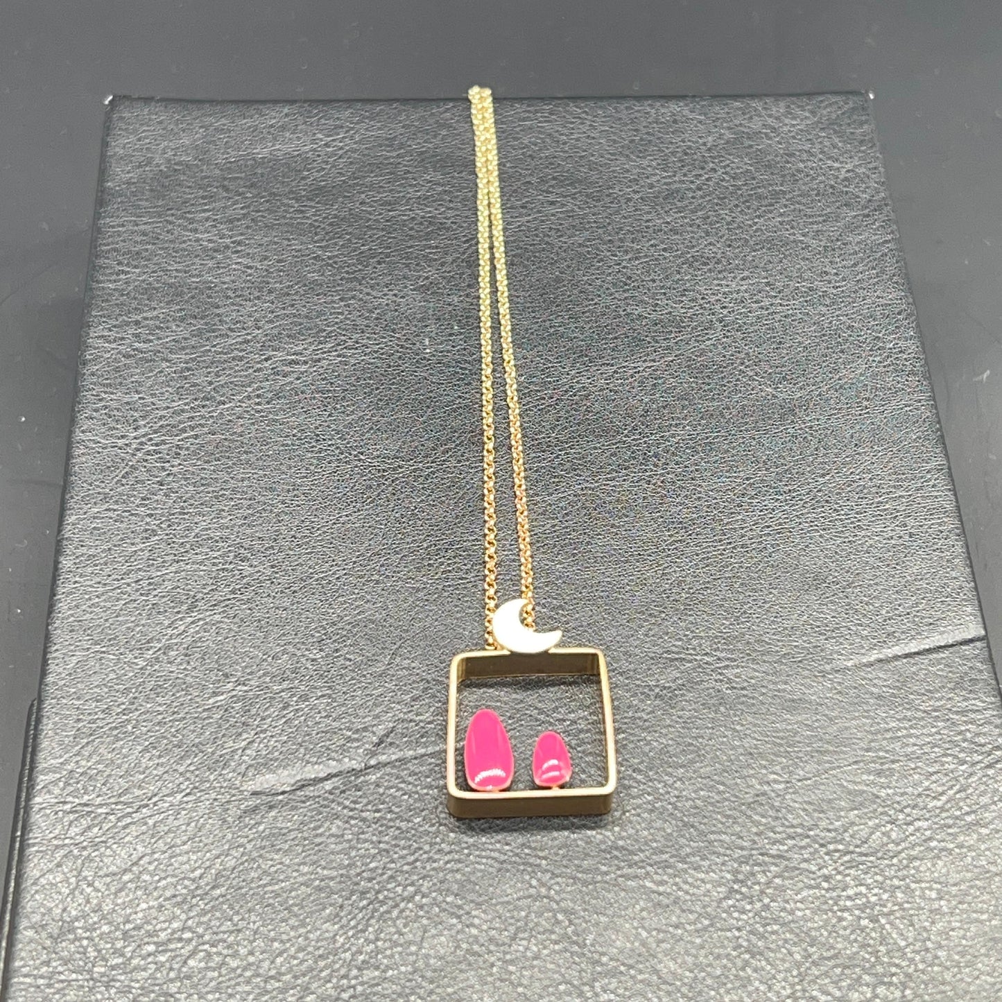 Collana Luna Fucsia