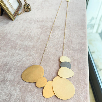 Collana Sassi Satinati