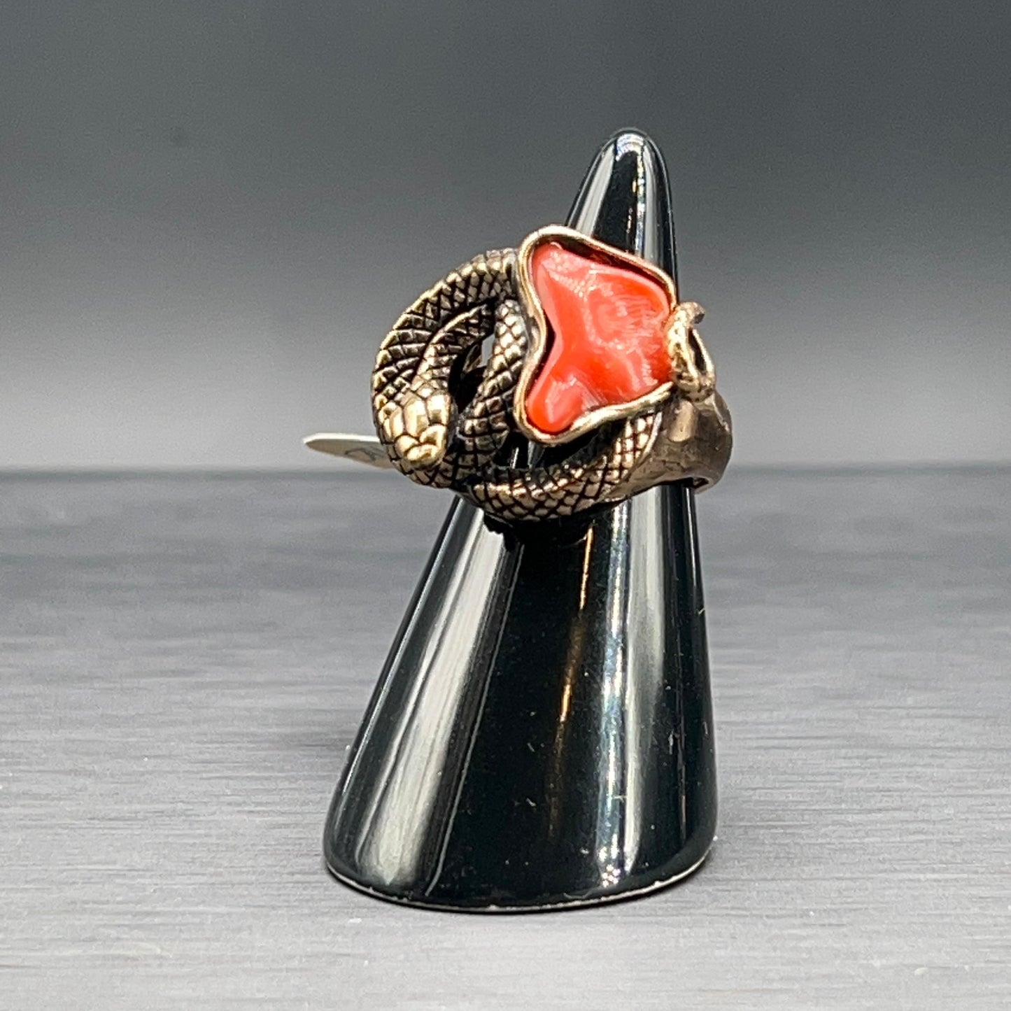 Anello Scultura Rosso Antico