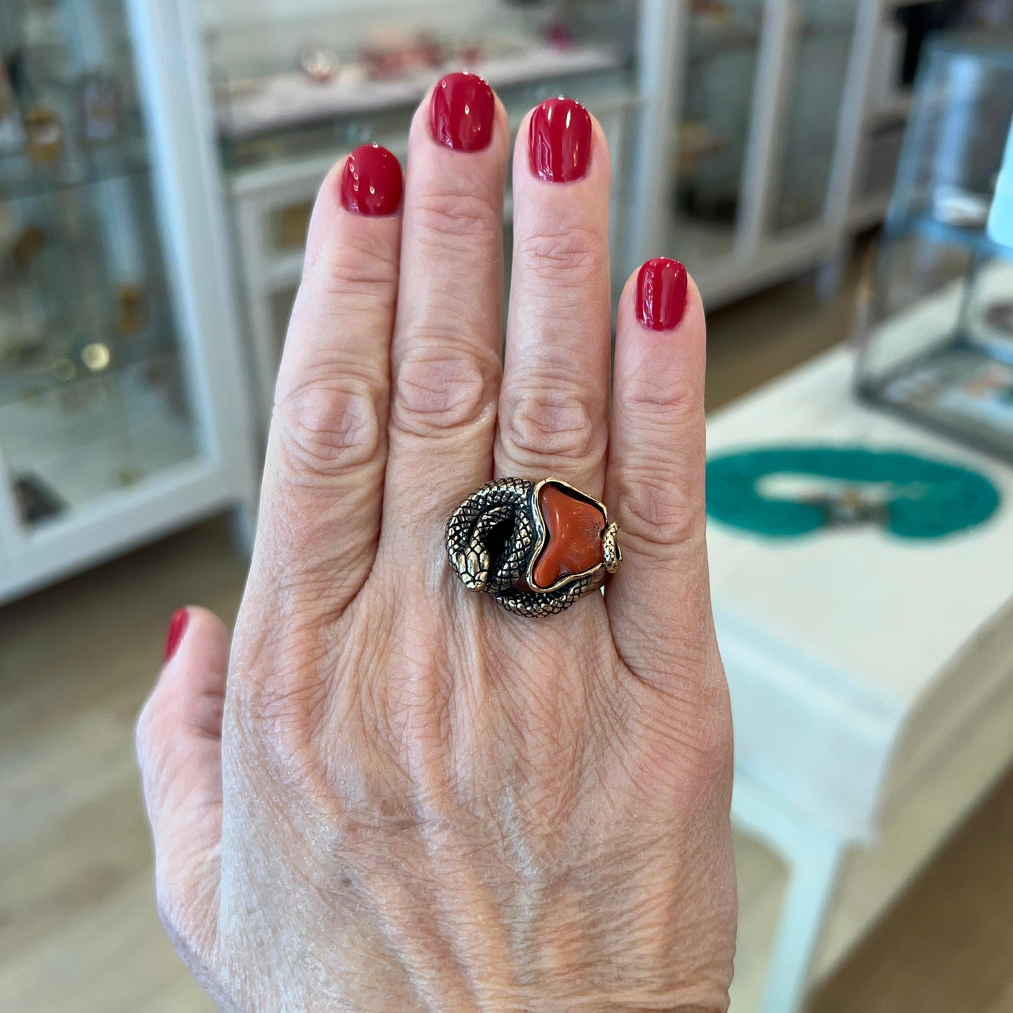 Anello Scultura Rosso Antico