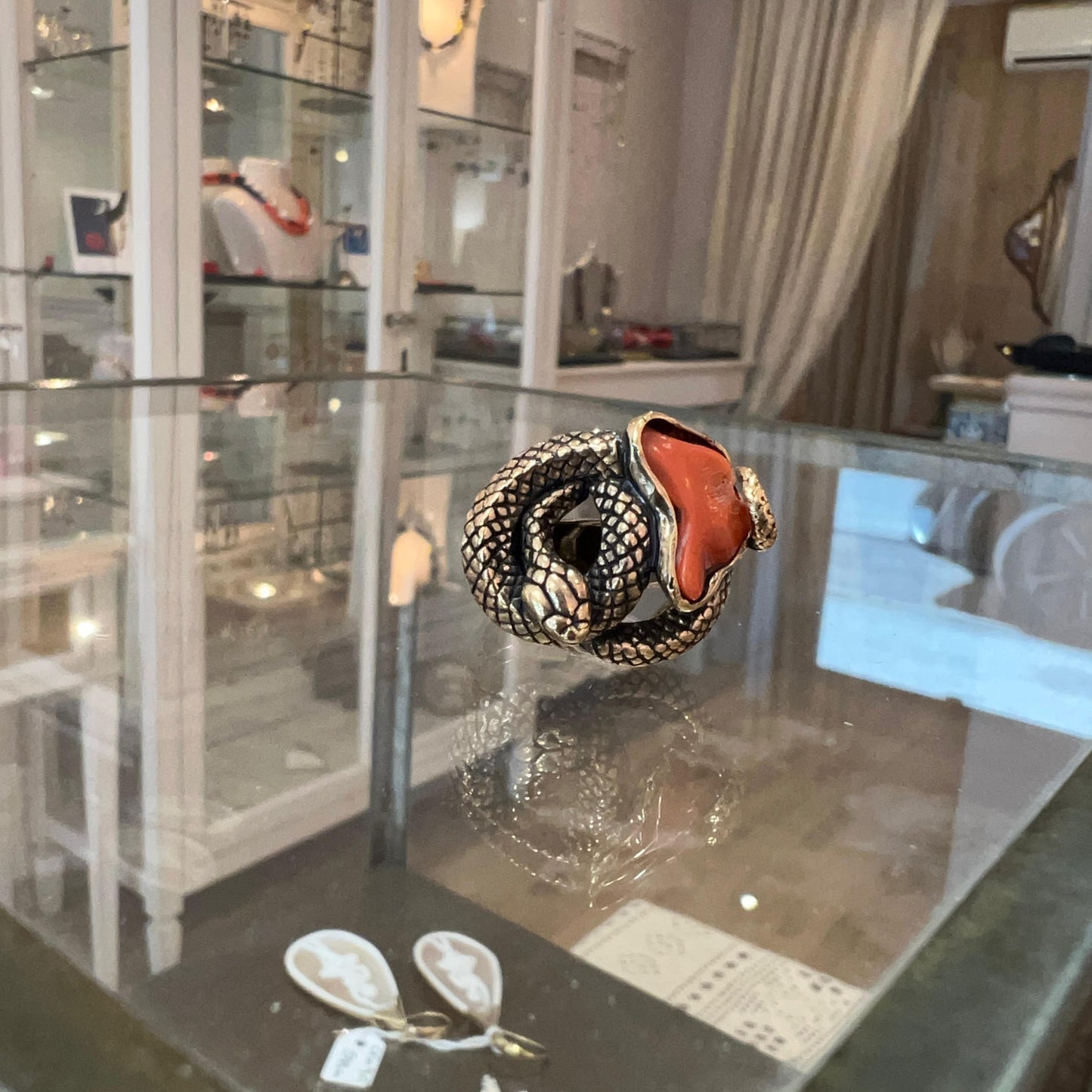 Anello Scultura Rosso Antico