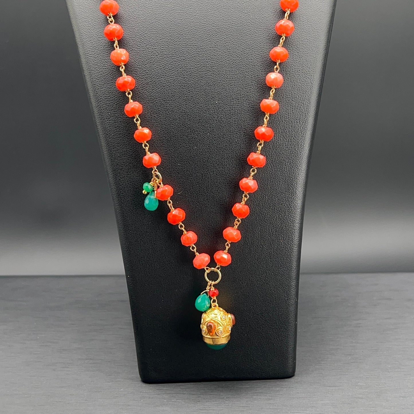 Collana Rosario con Pendente Lanterna