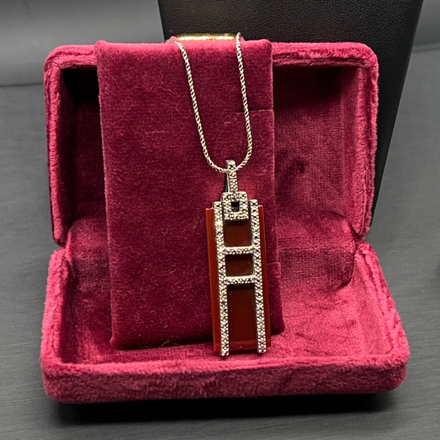 Collana Art Déco con Corniola e Marcassiti
