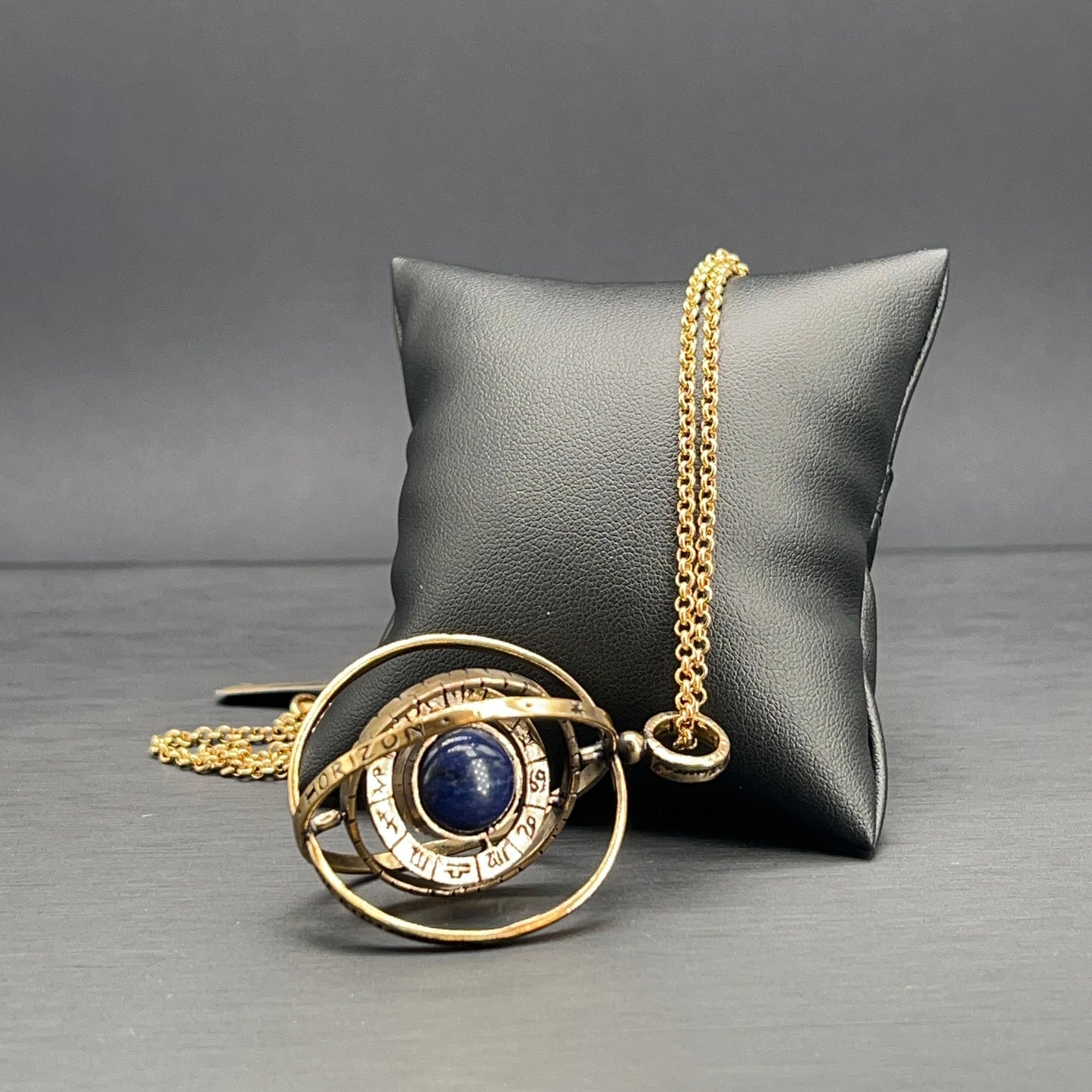 Collana Astrolabio