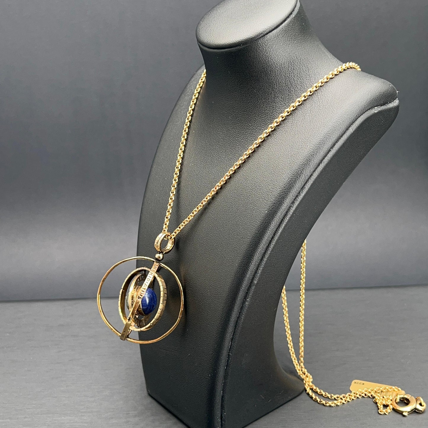 Collana Astrolabio