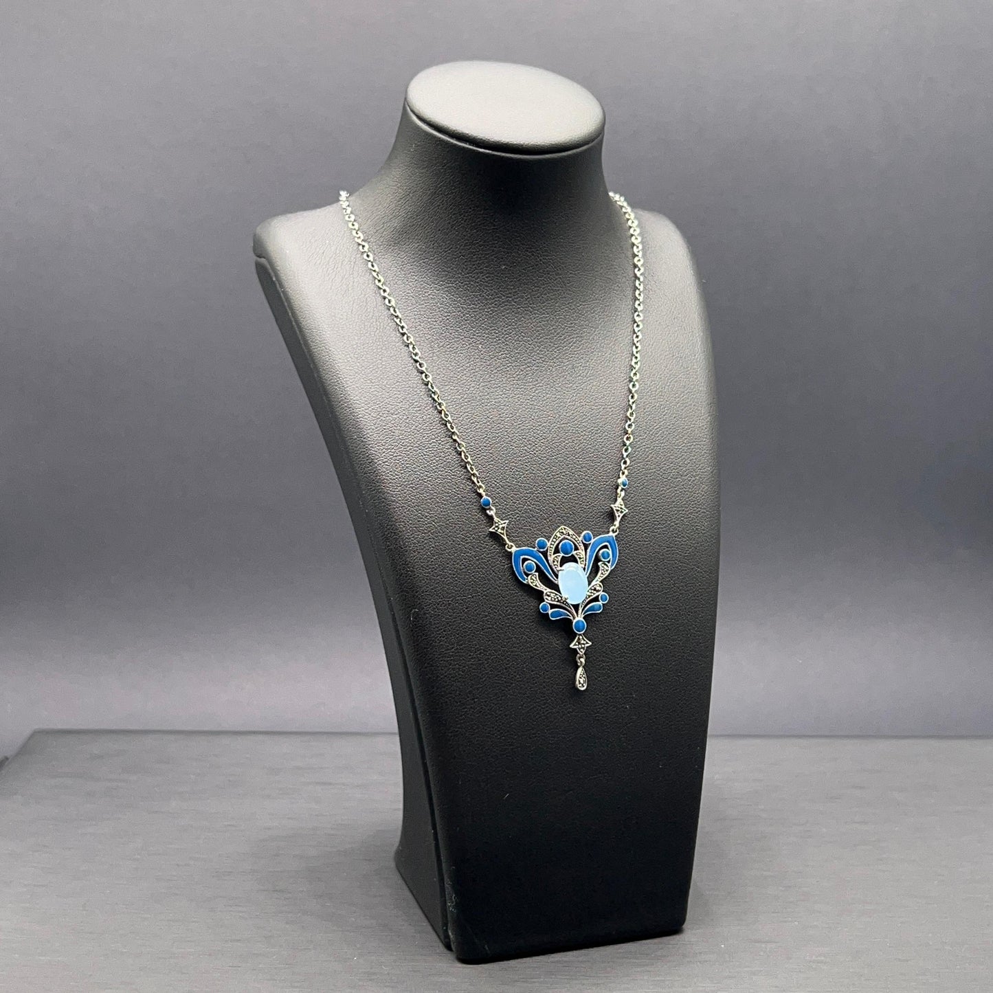 Collana Liberty con Giada e Smalto Blu