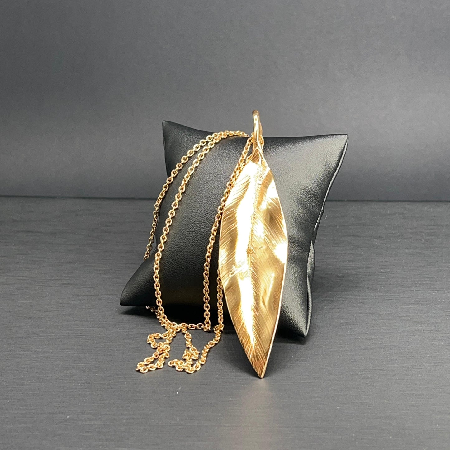 Collana Foglia