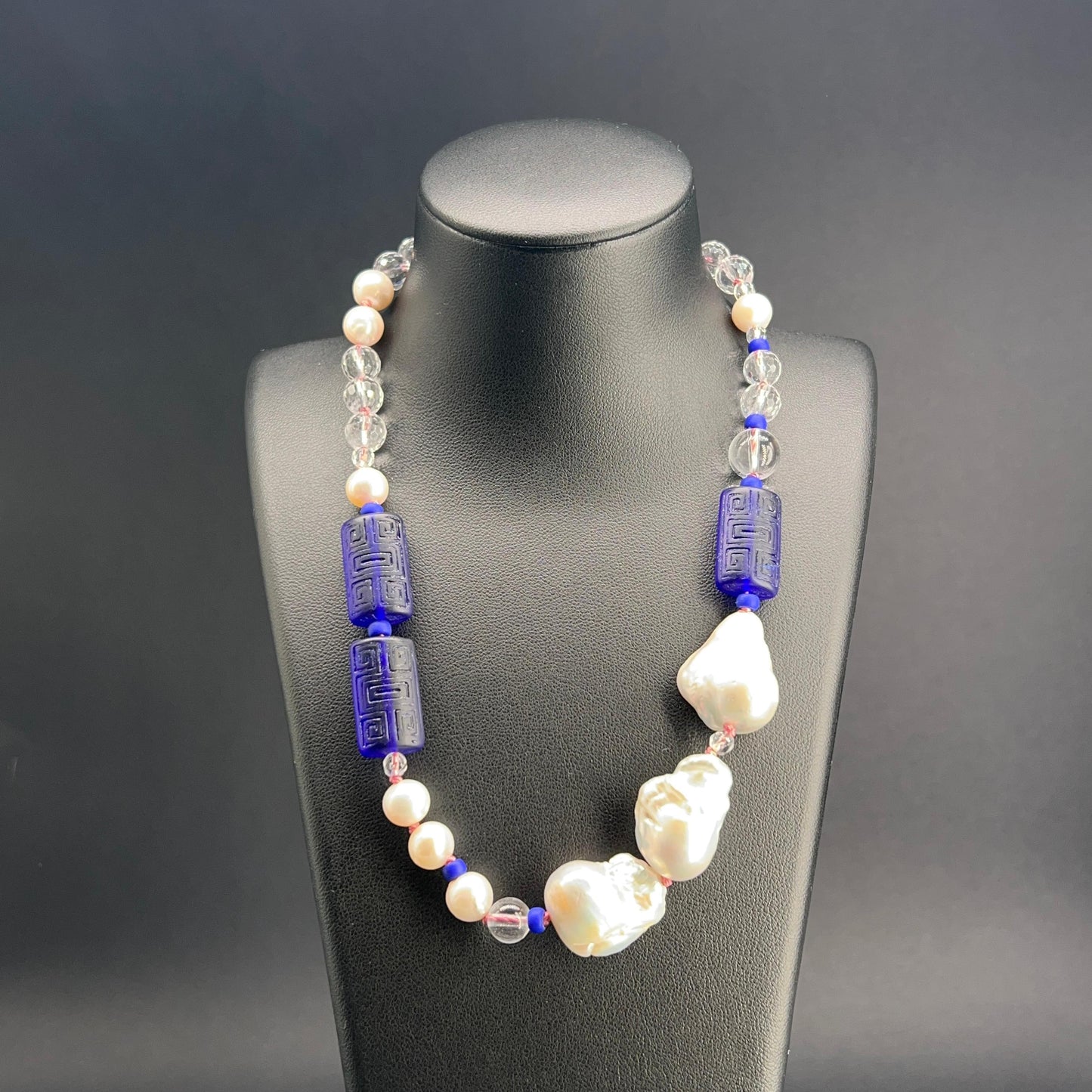 Collana a Nodi con Cristallo di Rocca, Perle Scaramazze e Vetro di Murano