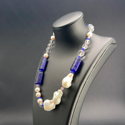 Collana a Nodi con Cristallo di Rocca, Perle Scaramazze e Vetro di Murano