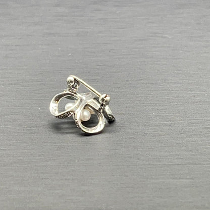 Spilla Fiore in Argento con Marcassiti e Perle di Fiume