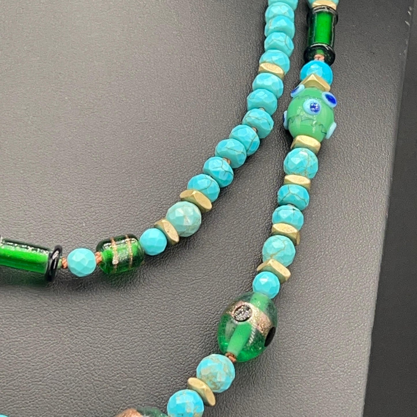 Collana Lunga con Aulite Turchese e Perle di Murano