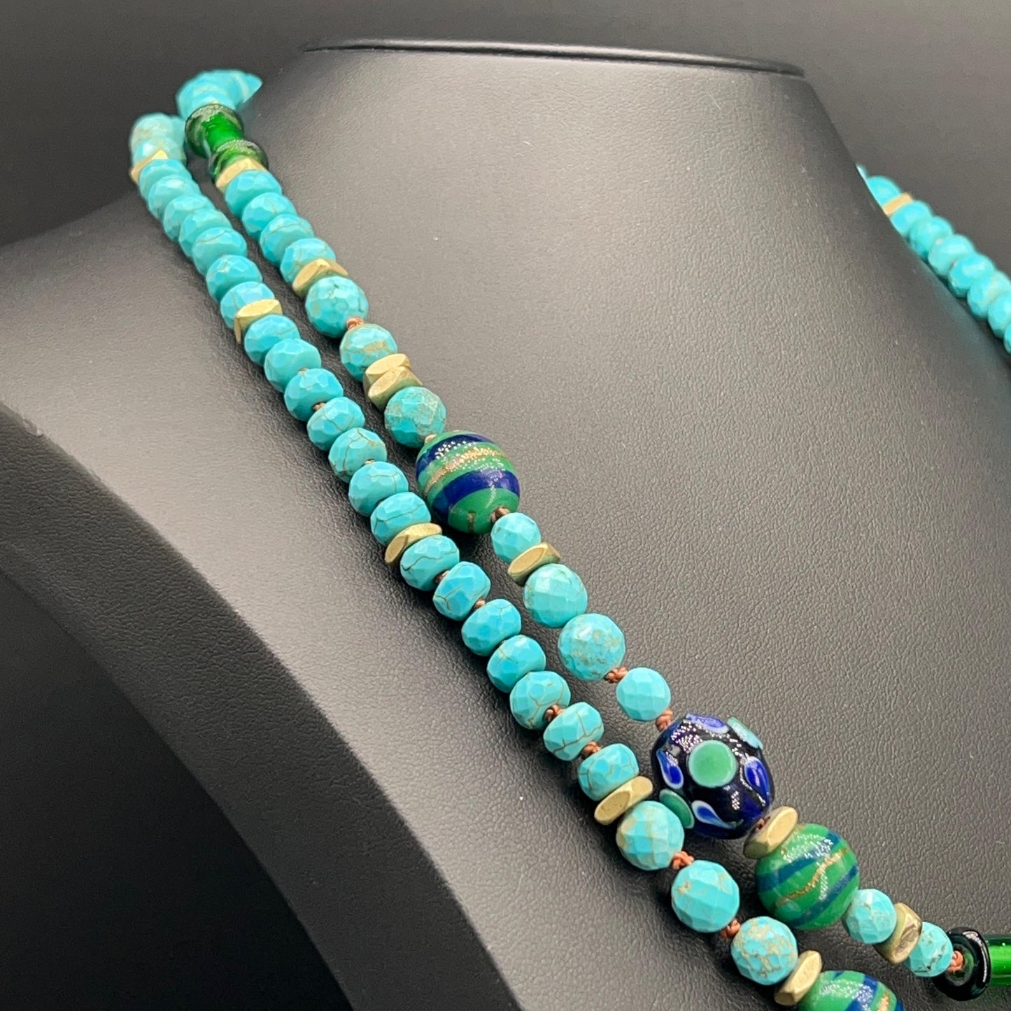 Collana Lunga con Aulite Turchese e Perle di Murano