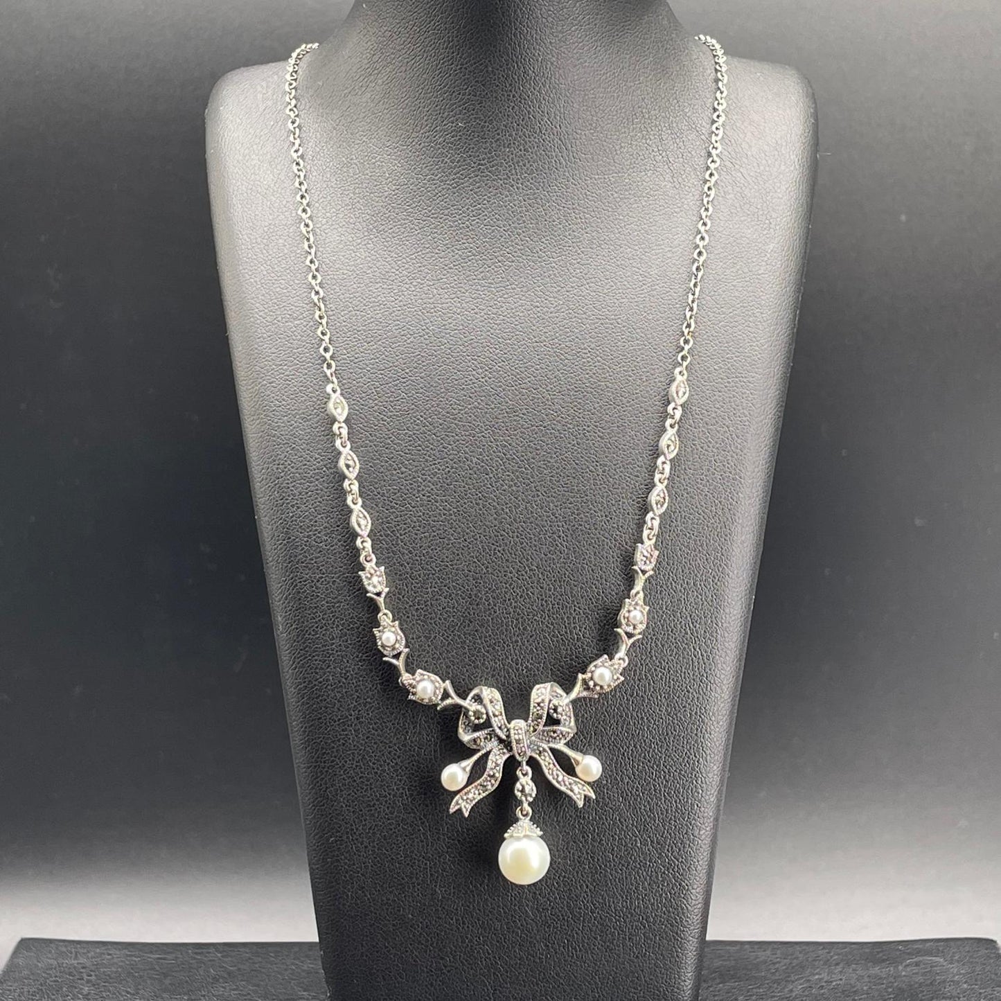 Collana Fiocco con Perle e Marcassiti
