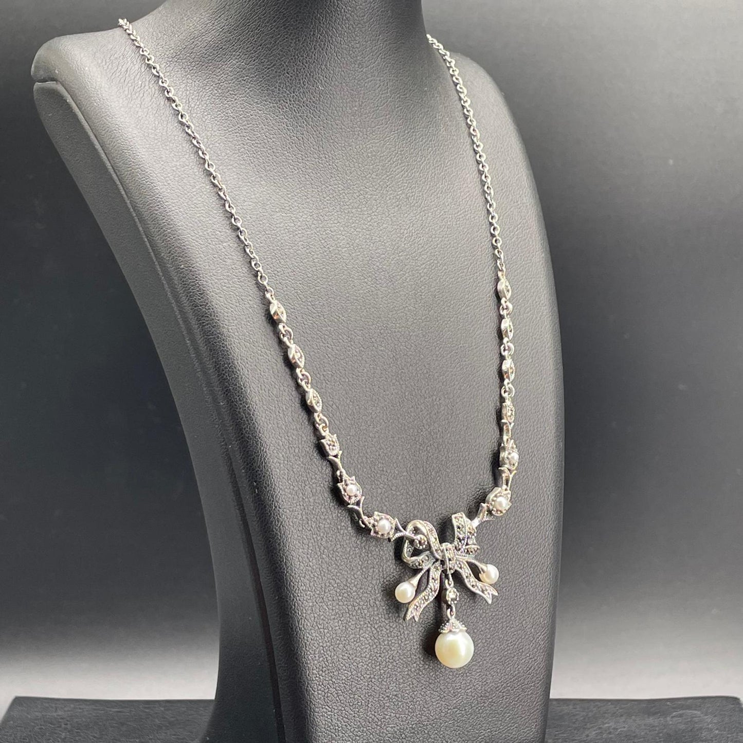 Collana Fiocco con Perle e Marcassiti