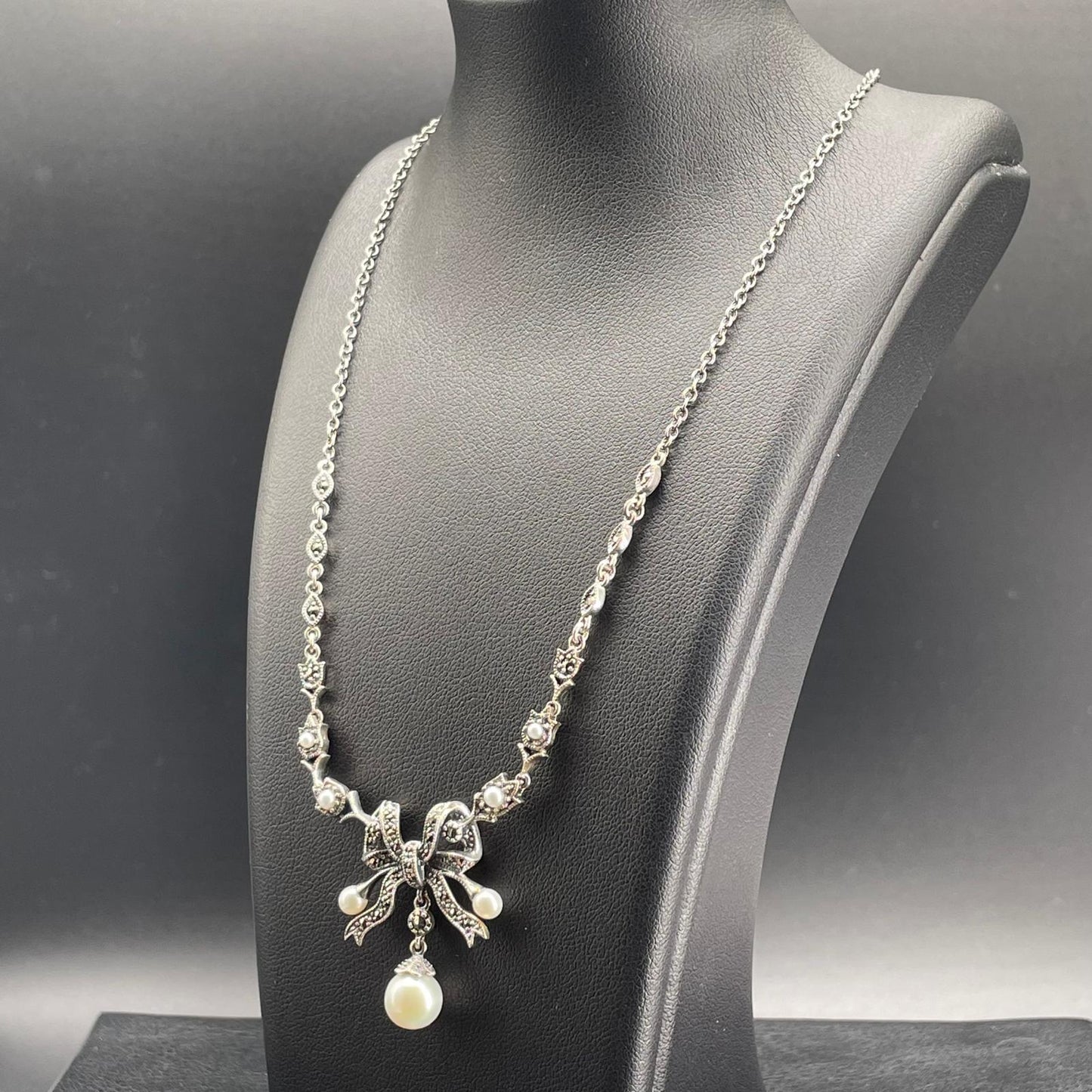Collana Fiocco con Perle e Marcassiti
