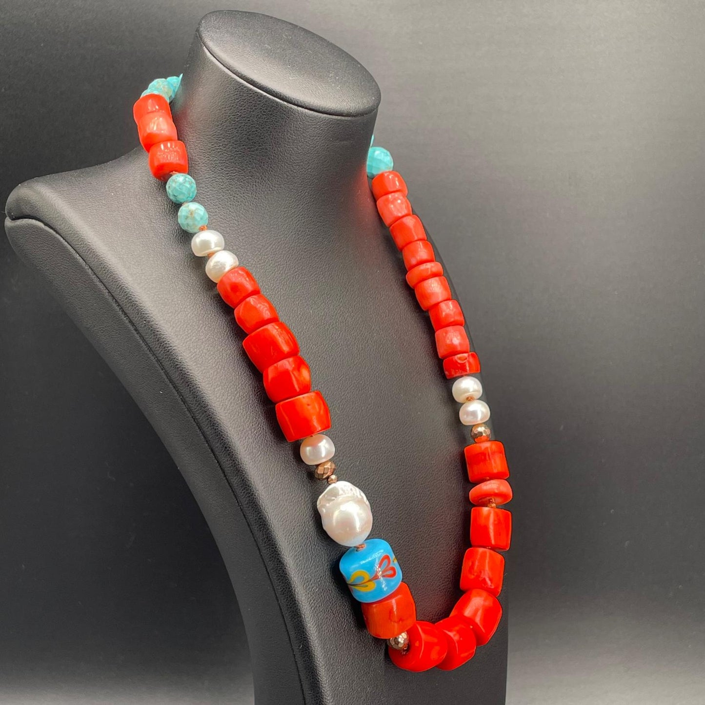 Collana Pezzo Unico con Corallo Bamboo e Aulite Turchese