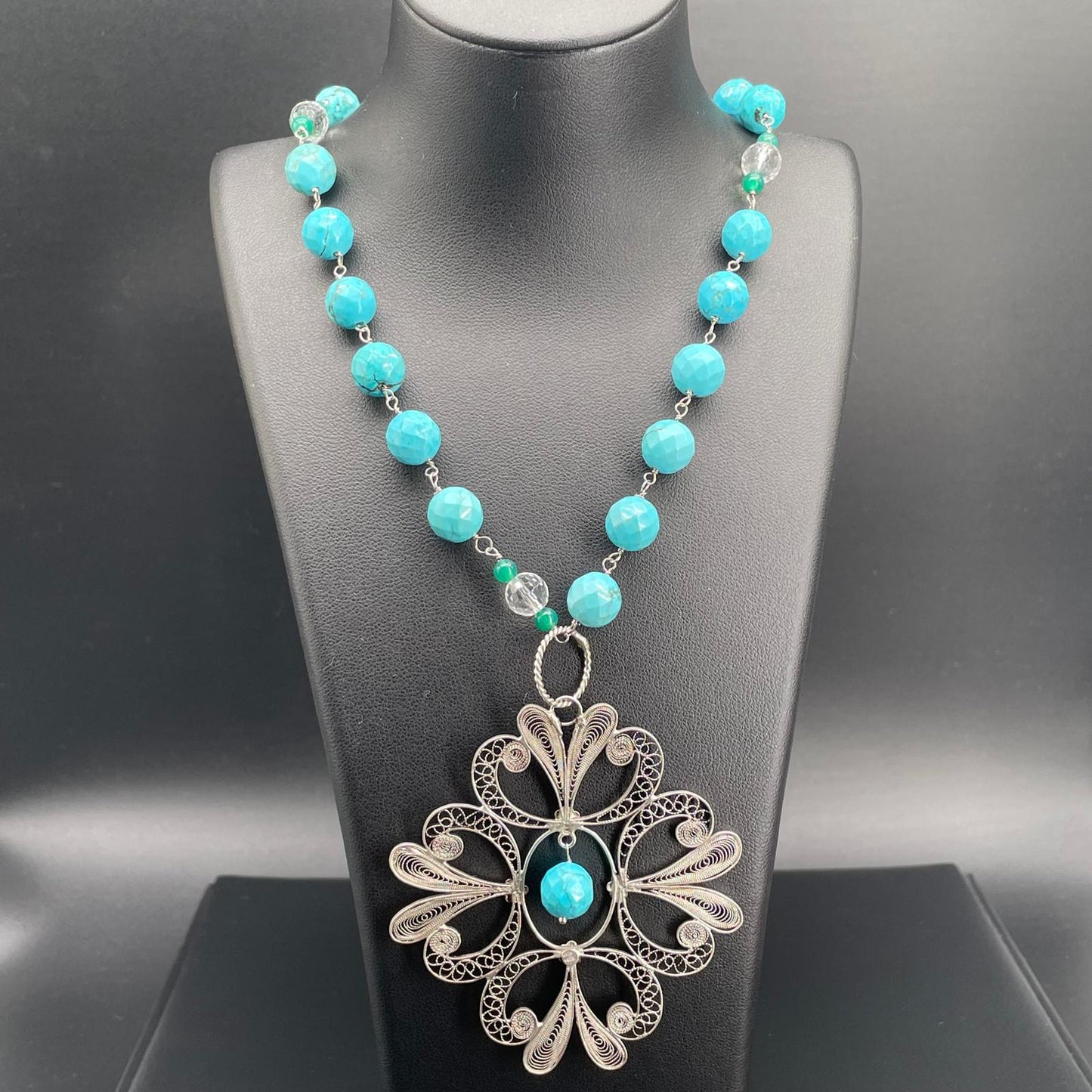 Collana Rosario con Aulite Turchese e Centrale in Filigrana