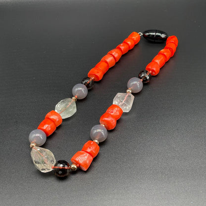 Collana Corallo Bamboo e Quarzo Fumé