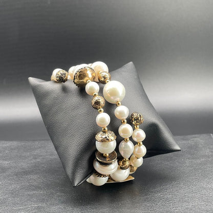Bracciale Semirigido a Tre Fili con Perle Coltivate