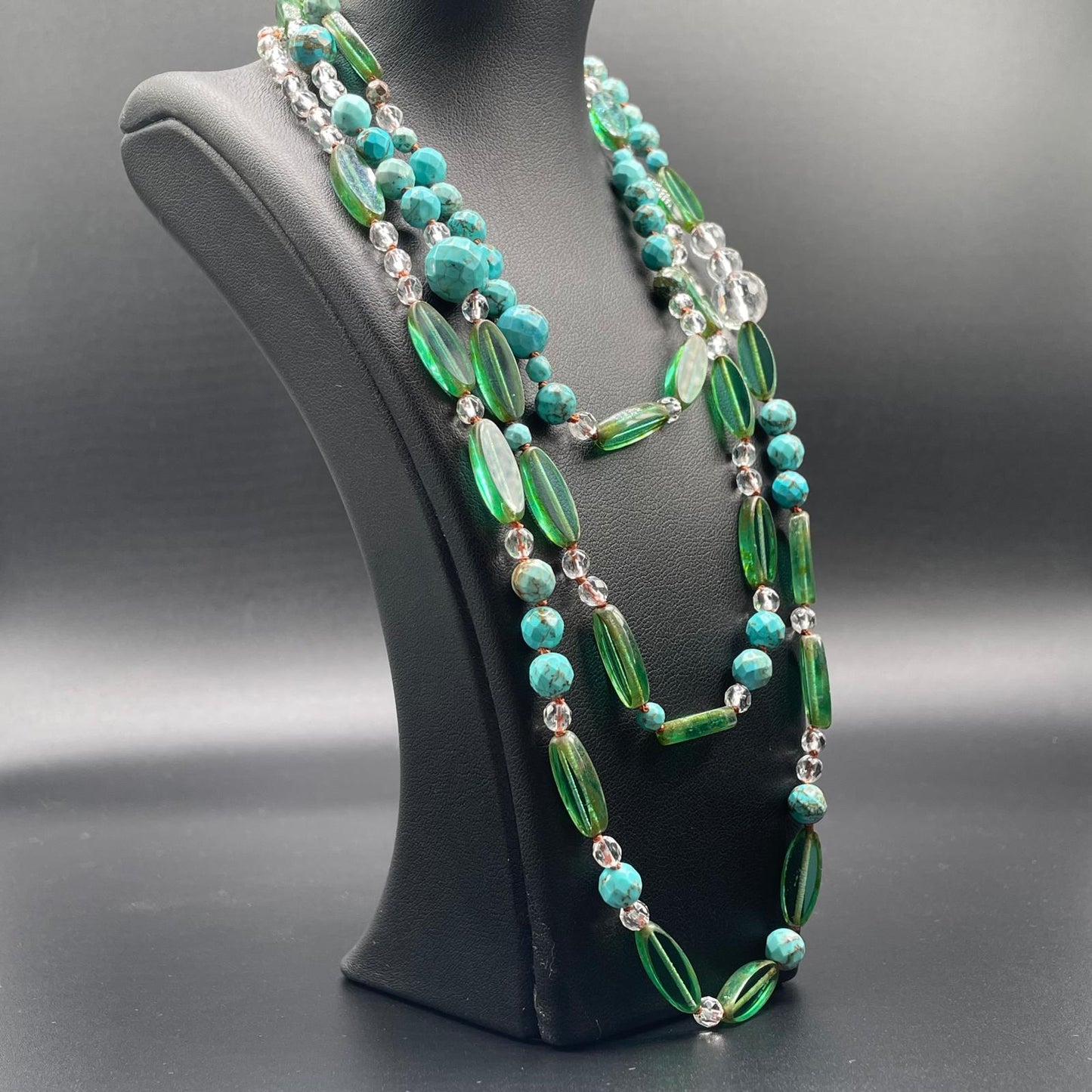 Collana Lunga Aulite Turchese e Perle di Vetro Verdi