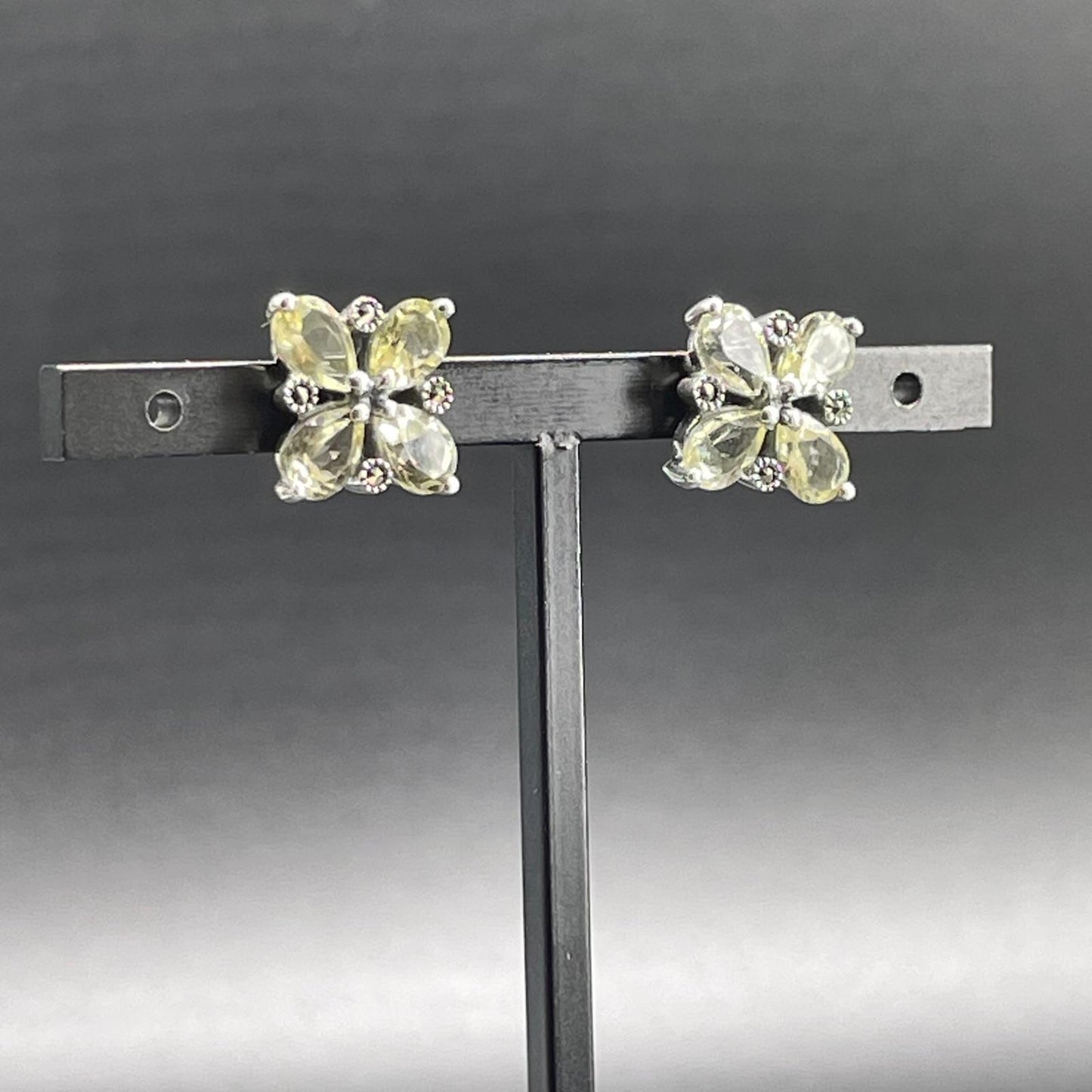 Orecchini Fiore in Argento con Quarzi e Marcassiti