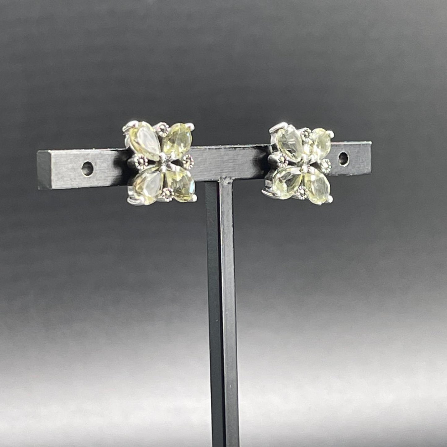 Orecchini Fiore in Argento con Quarzi e Marcassiti