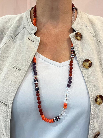 Collana Lunga con Corallo Bamboo, Ametista e Perle di Vetro