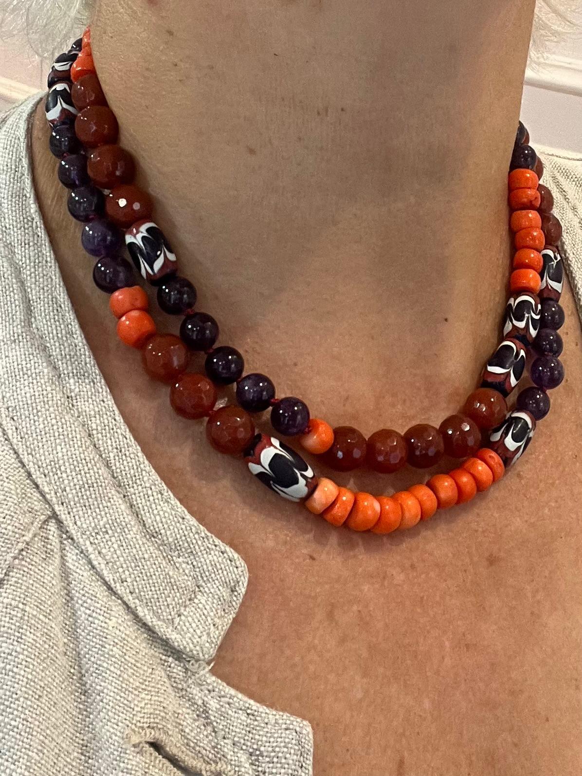 Collana Lunga con Ametista, Corniola e Corallo Bamboo