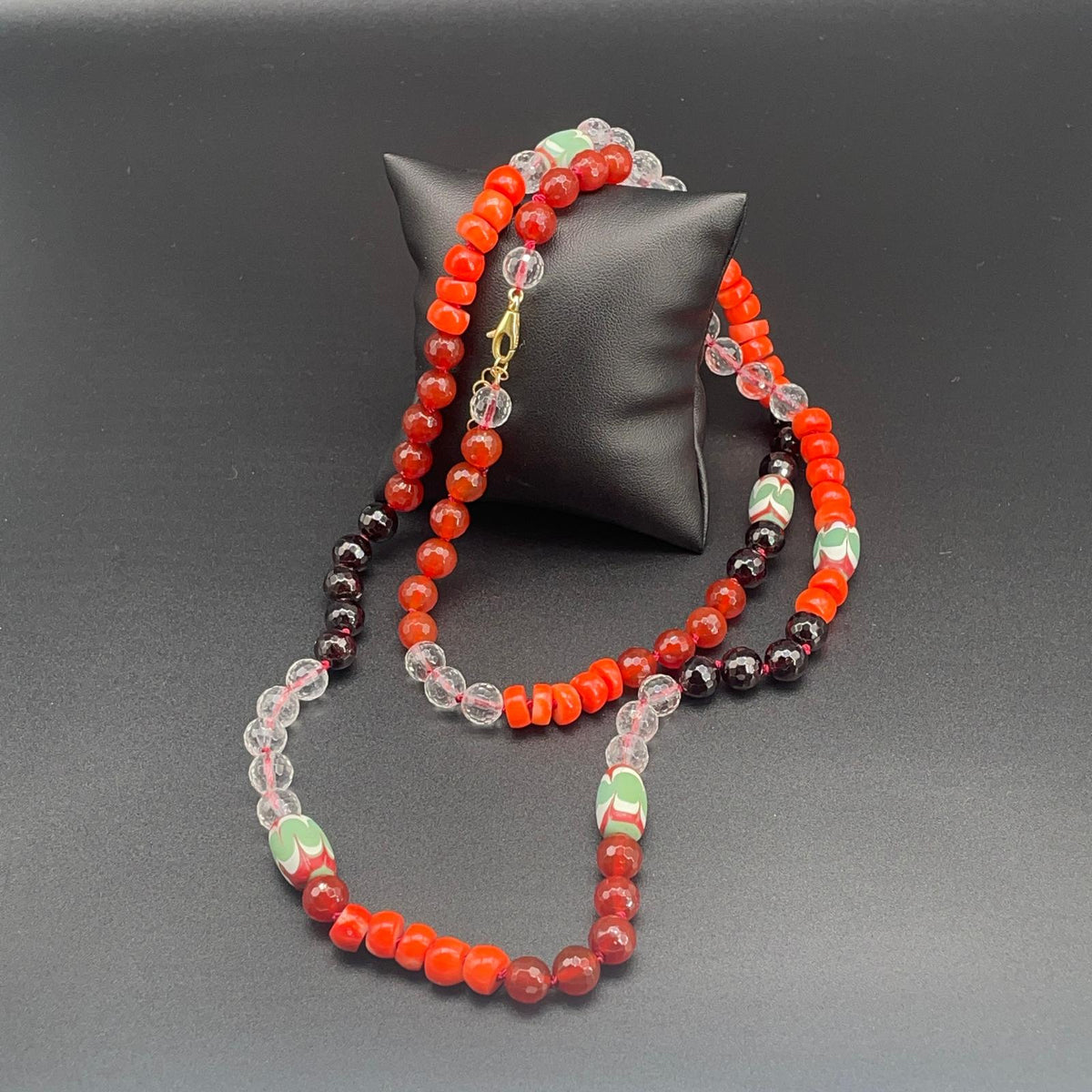 Collana Lunga con Corniola, Granato e Corallo Bamboo