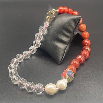 Collana con Cristallo di Rocca, Corniola e Perle Coltivate