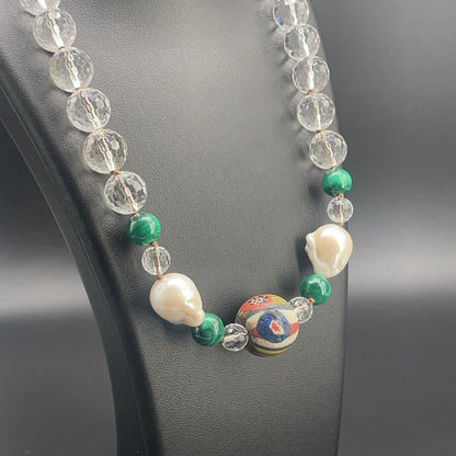 Collana con Cristallo di Rocca, Malachite e Perle Scaramazze