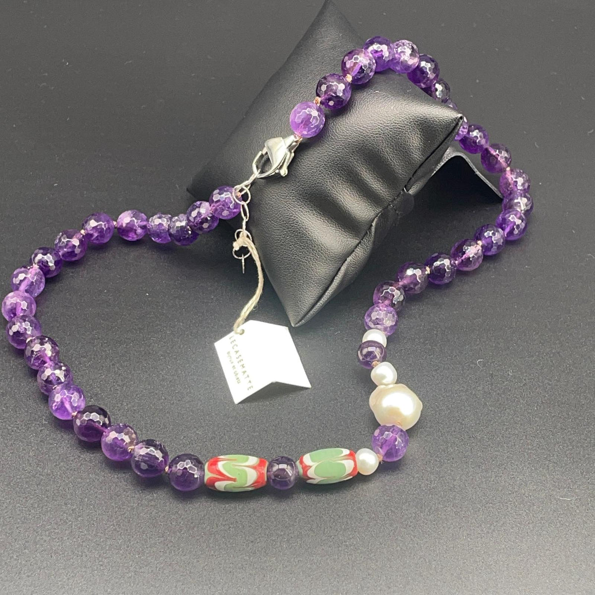 Collana con Ametista, Perle Scaramazze e Corallo Bamboo