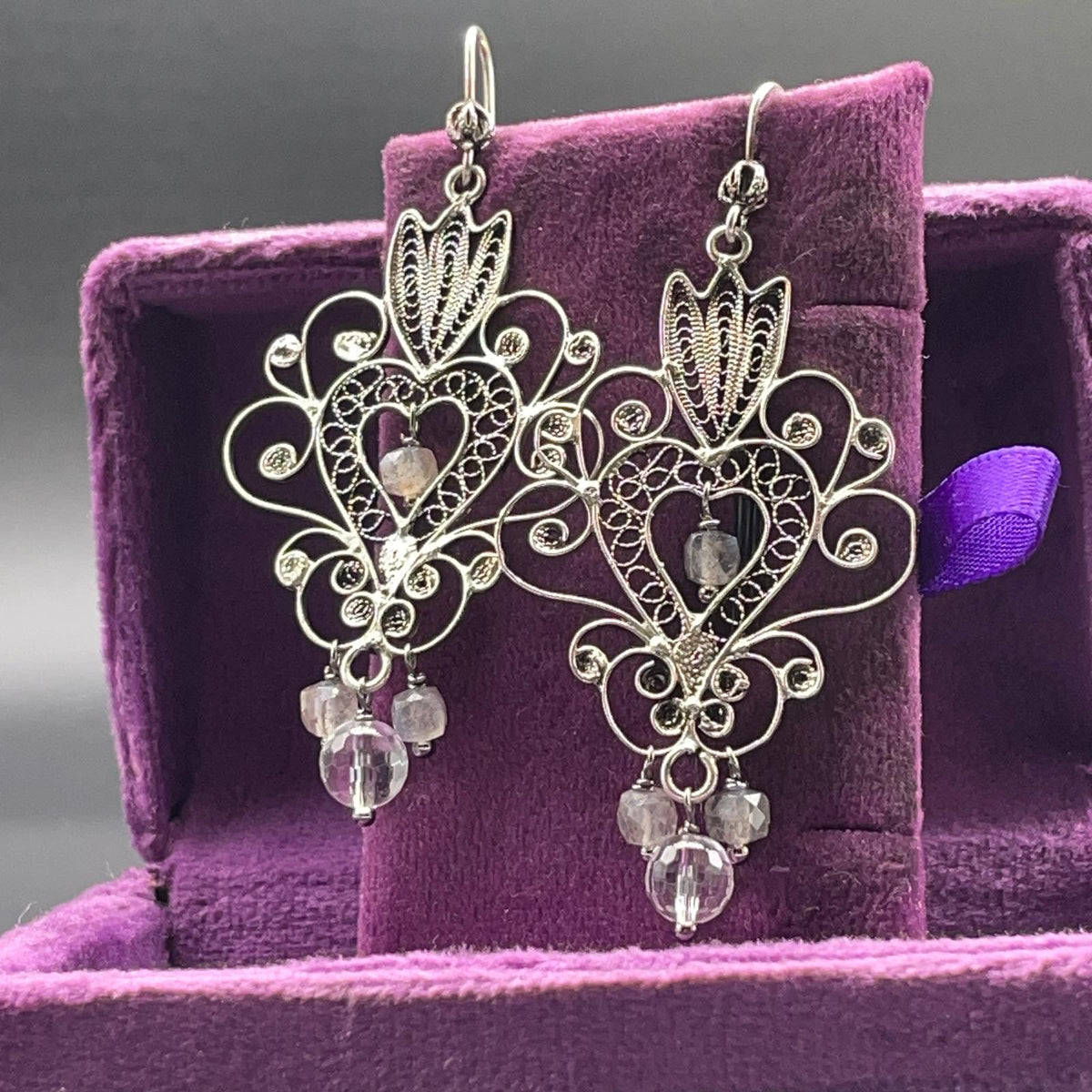 Orecchini in Filigrana d’Argento con Cristallo di Rocca e Labradorite