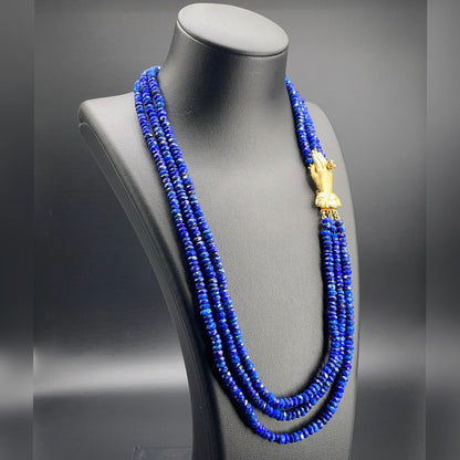Collana Tre Fili in Lapislazzuli con Mano Vittoriana