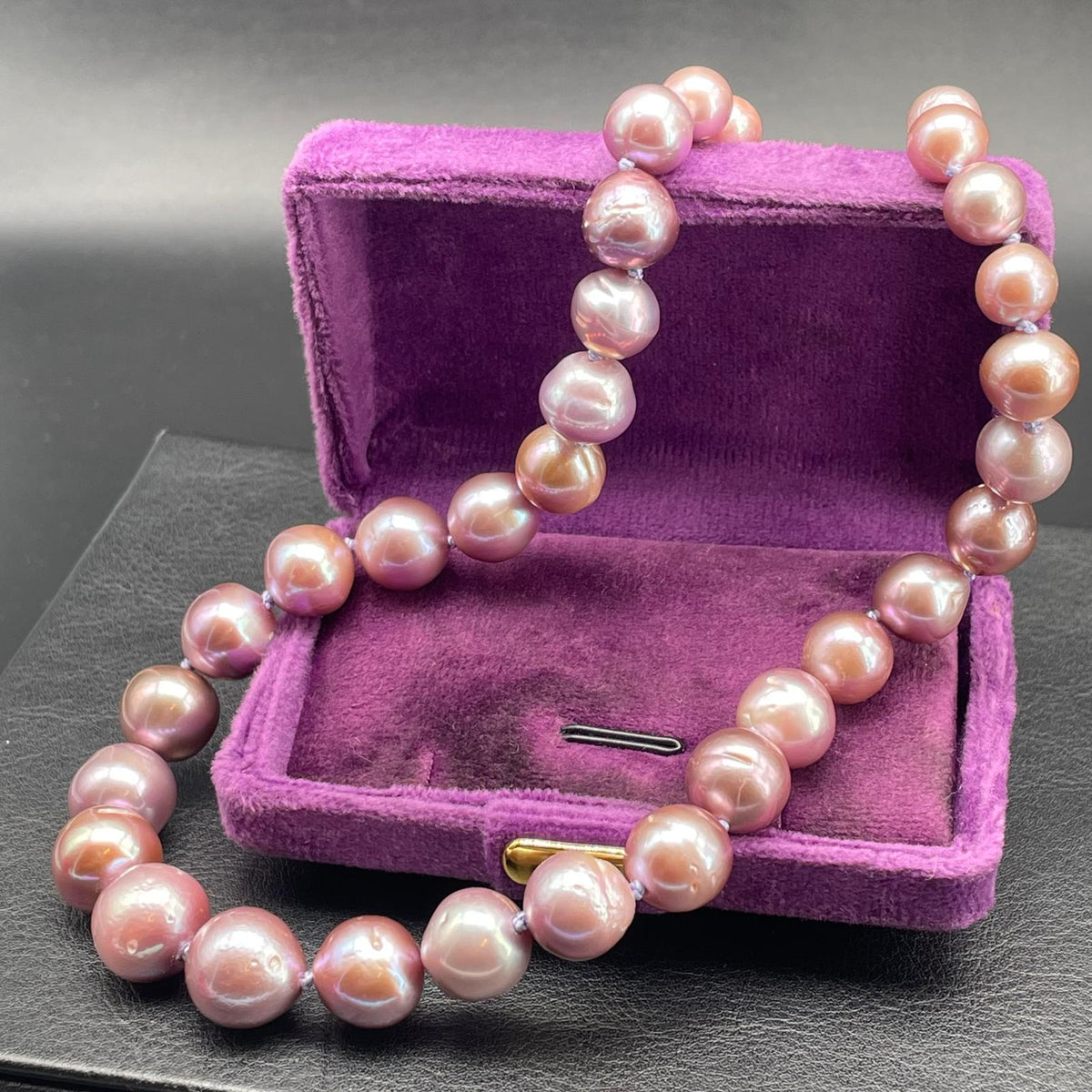 Collana di Perle Barocche Malva e Cristallo di Rocca