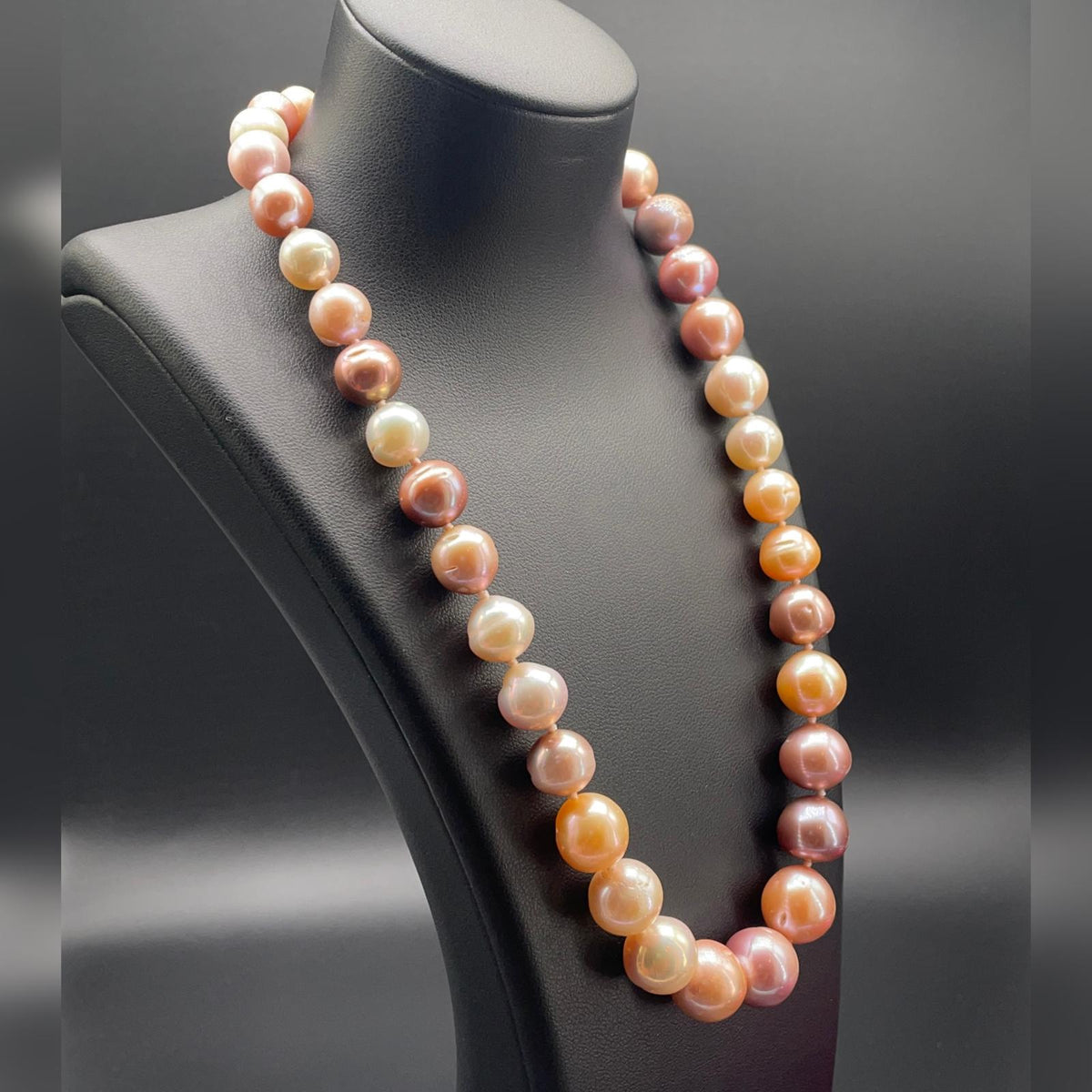 Collana di Perle Coltivate a Scalare