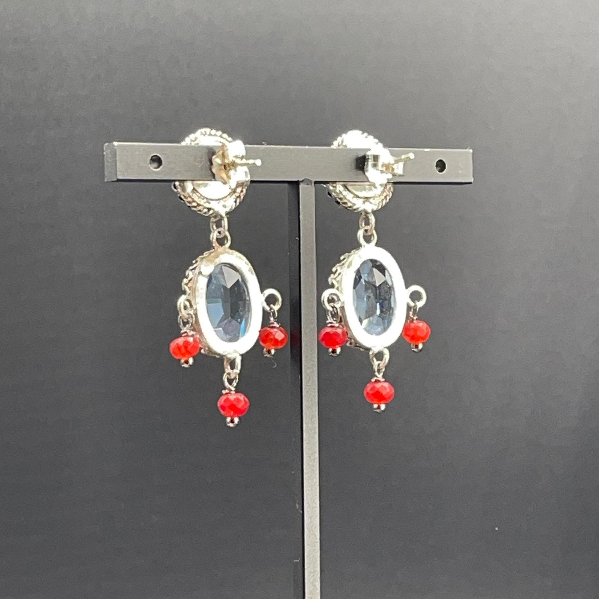 Orecchini BonBon argento con pietre viola, azzurre e rosse – foto 3