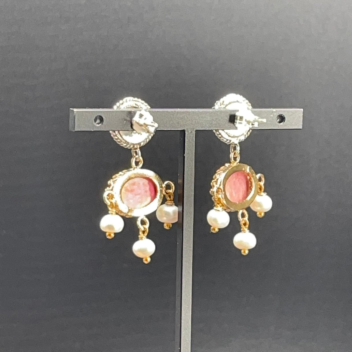 Orecchini BonBon pietra rosa e perle coltivate, foto 3
