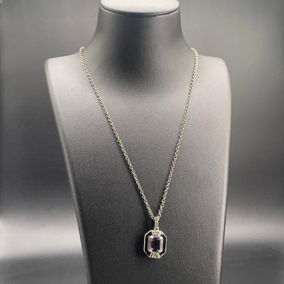 Collana in argento 925 con pendente geometrico in ametista viola, smalti e marcassiti, vista frontale