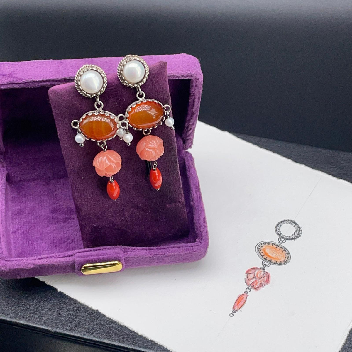 Orecchini BonBon in argento 925 con perle coltivate e pietre dure arancio, vista 7