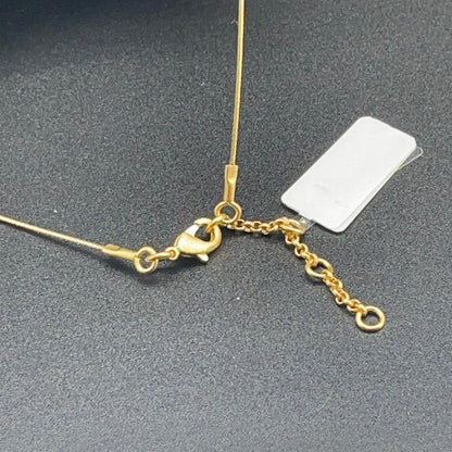 Collana dorata con pendente rettangolare e smalti pastello, dettaglio 5