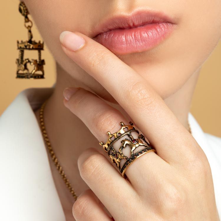 Anello Giostra d’Epoca - Gioiello Artigianale in Ottone Placcato Oro (Codice: AN GIO 01)